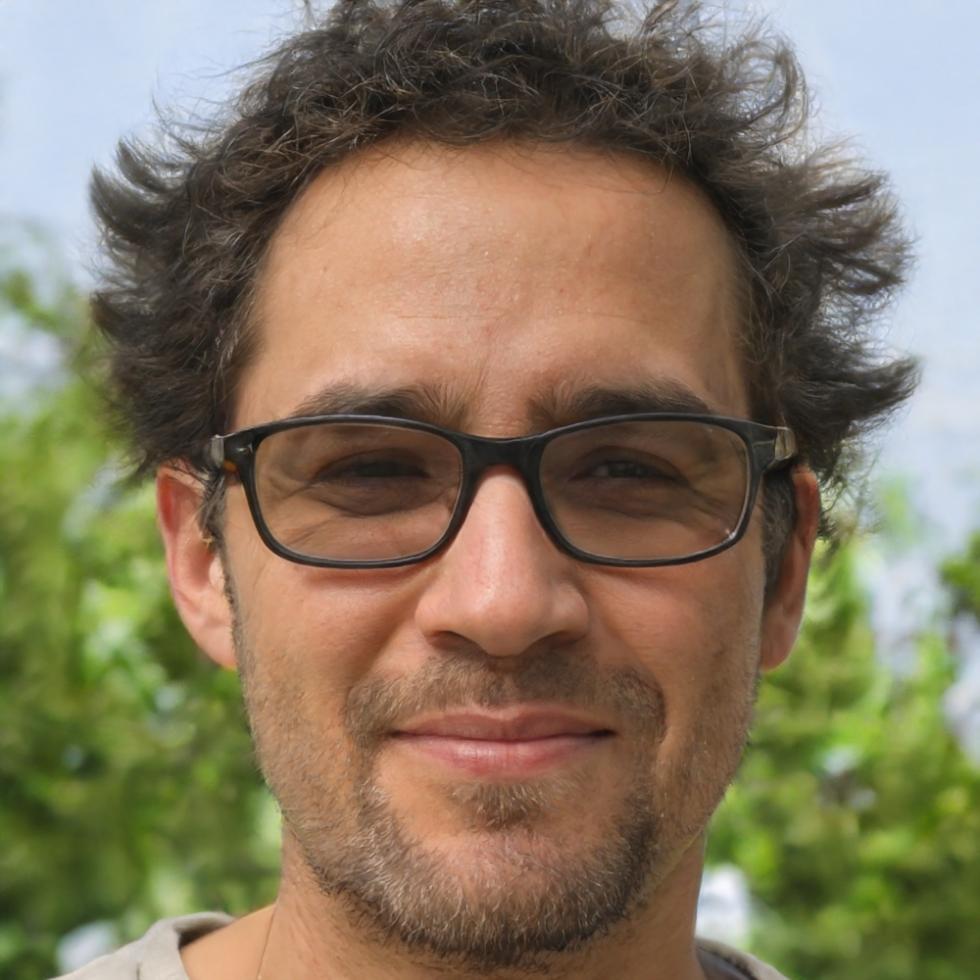 Matthias Bergström, Leitender Finanzanalyst bei finetrovaqi